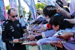 Robert Kubica (POL) Williams Racing signs autographs for the fans. 13.10.2019. Formula 1 World Championship, Rd 17, Japanese Grand Prix, Suzuka, Japan, Sunday.