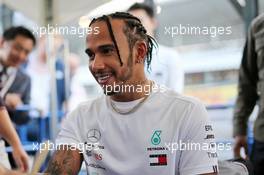 Lewis Hamilton (GBR) Mercedes AMG F1 signs autographs for the fans. 10.10.2019. Formula 1 World Championship, Rd 17, Japanese Grand Prix, Suzuka, Japan, Preparation Day.