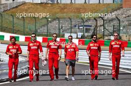 Sebastian Vettel (GER) Ferrari walks the circuit with the team. 10.10.2019. Formula 1 World Championship, Rd 17, Japanese Grand Prix, Suzuka, Japan, Preparation Day.
