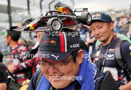 Circuit atmosphere - Red Bull Racing fan. 10.10.2019. Formula 1 World Championship, Rd 17, Japanese Grand Prix, Suzuka, Japan, Preparation Day.