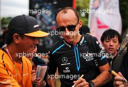 Robert Kubica (POL) Williams Racing signs autographs for the fans. 10.10.2019. Formula 1 World Championship, Rd 17, Japanese Grand Prix, Suzuka, Japan, Preparation Day.