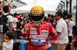 An Ayrton Senna fan. 10.10.2019. Formula 1 World Championship, Rd 17, Japanese Grand Prix, Suzuka, Japan, Preparation Day.