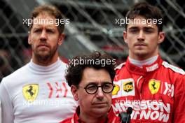 (L to R): Sebastian Vettel (GER) Ferrari; Mattia Binotto (ITA) Ferrari Team Principal; Charles Leclerc (MON) Ferrari, on the grid. 26.05.2019. Formula 1 World Championship, Rd 6, Monaco Grand Prix, Monte Carlo, Monaco, Race Day.