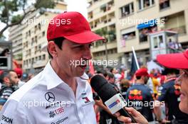 Toto Wolff (GER) Mercedes AMG F1 Shareholder and Executive Director on the grid. 26.05.2019. Formula 1 World Championship, Rd 6, Monaco Grand Prix, Monte Carlo, Monaco, Race Day.