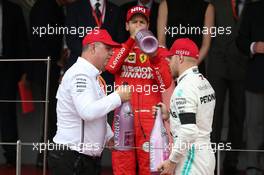 Ron Meadows (GBR) Mercedes GP Team Manager with Sebastian Vettel (GER) Ferrari SF90 and Valtteri Bottas (FIN) Mercedes AMG F1 W10. 26.05.2019. Formula 1 World Championship, Rd 6, Monaco Grand Prix, Monte Carlo, Monaco, Race Day.