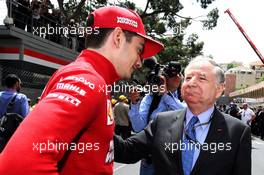 (L to R): Charles Leclerc (MON) Ferrari with Jean Todt (FRA) FIA President. 26.05.2019. Formula 1 World Championship, Rd 6, Monaco Grand Prix, Monte Carlo, Monaco, Race Day.