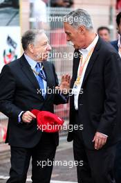 (L to R): Jean Todt (FRA) FIA President with Chase Carey (USA) Formula One Group Chairman. 26.05.2019. Formula 1 World Championship, Rd 6, Monaco Grand Prix, Monte Carlo, Monaco, Race Day.