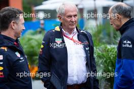 (L to R): Christian Horner (GBR) Red Bull Racing Team Principal with Dr Helmut Marko (AUT) Red Bull Motorsport Consultant and Franz Tost (AUT) Scuderia Toro Rosso Team Principal. 25.10.2019. Formula 1 World Championship, Rd 18, Mexican Grand Prix, Mexico City, Mexico, Practice Day.