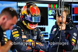 Alexander Albon (THA) Red Bull Racing. 25.10.2019. Formula 1 World Championship, Rd 18, Mexican Grand Prix, Mexico City, Mexico, Practice Day.