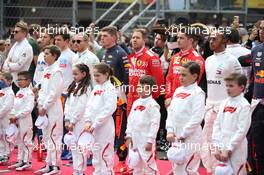 The drivers as the grid observes the national anthem. 27.10.2019. Formula 1 World Championship, Rd 18, Mexican Grand Prix, Mexico City, Mexico, Race Day.