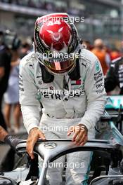 Lewis Hamilton (GBR) Mercedes AMG F1 W10 on the grid. 27.10.2019. Formula 1 World Championship, Rd 18, Mexican Grand Prix, Mexico City, Mexico, Race Day.