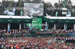 The podium Sebastian Vettel (GER) Ferrari, second; Lewis Hamilton (GBR) Mercedes AMG F1, race winner; Valtteri Bottas (FIN) Mercedes AMG F1, third. 27.10.2019. Formula 1 World Championship, Rd 18, Mexican Grand Prix, Mexico City, Mexico, Race Day.