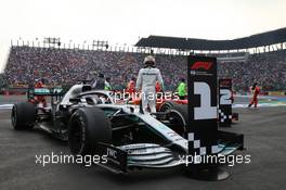 1st place Lewis Hamilton (GBR) Mercedes AMG F1 W10. 27.10.2019. Formula 1 World Championship, Rd 18, Mexican Grand Prix, Mexico City, Mexico, Race Day.