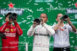 Sebastian Vettel (GER) Ferrari SF90 and Lewis Hamilton (GBR) Mercedes AMG F1 W10. 27.10.2019. Formula 1 World Championship, Rd 18, Mexican Grand Prix, Mexico City, Mexico, Race Day.