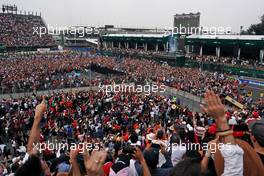 Podium atmosphere.                                27.10.2019. Formula 1 World Championship, Rd 18, Mexican Grand Prix, Mexico City, Mexico, Race Day.