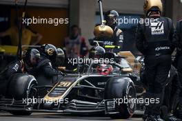 Kevin Magnussen (DEN), Haas F1 Team during pitstop 27.10.2019. Formula 1 World Championship, Rd 18, Mexican Grand Prix, Mexico City, Mexico, Race Day.