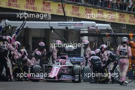 Sergio Perez (MEX), Racing Point during pitstop  27.10.2019. Formula 1 World Championship, Rd 18, Mexican Grand Prix, Mexico City, Mexico, Race Day.