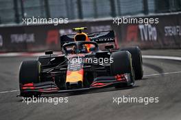 Alexander Albon (THA) Red Bull Racing RB15.                                27.10.2019. Formula 1 World Championship, Rd 18, Mexican Grand Prix, Mexico City, Mexico, Race Day.