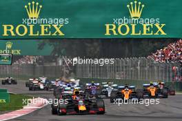 Alexander Albon (THA) Red Bull Racing RB15 at the start of the race. 27.10.2019. Formula 1 World Championship, Rd 18, Mexican Grand Prix, Mexico City, Mexico, Race Day.