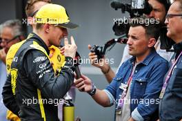 Nico Hulkenberg (GER) Renault F1 Team with the media. 26.10.2019. Formula 1 World Championship, Rd 18, Mexican Grand Prix, Mexico City, Mexico, Qualifying Day.