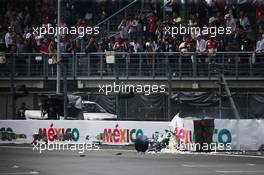 Valtteri Bottas (FIN) Mercedes AMG F1 W10 crashed during qualifying. 26.10.2019. Formula 1 World Championship, Rd 18, Mexican Grand Prix, Mexico City, Mexico, Qualifying Day.