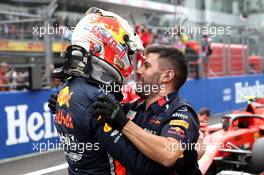 Pole Position for Max Verstappen (NLD) Red Bull Racing RB15.  26.10.2019. Formula 1 World Championship, Rd 18, Mexican Grand Prix, Mexico City, Mexico, Qualifying Day.