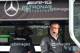 Simon Cole (GBR) Mercedes AMG F1 Chief Engineer Trackside. 26.10.2019. Formula 1 World Championship, Rd 18, Mexican Grand Prix, Mexico City, Mexico, Qualifying Day.