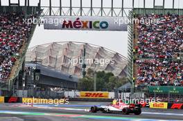Antonio Giovinazzi (ITA) Alfa Romeo Racing C38. 26.10.2019. Formula 1 World Championship, Rd 18, Mexican Grand Prix, Mexico City, Mexico, Qualifying Day.