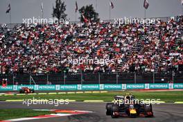 Alexander Albon (THA) Red Bull Racing RB15.                                26.10.2019. Formula 1 World Championship, Rd 18, Mexican Grand Prix, Mexico City, Mexico, Qualifying Day.