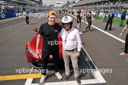 DJ Tiesto (NLD) with Martin Brundle (GBR) Sky Sports Commentator - Pirelli Hot Laps.                                27.10.2019. Formula 1 World Championship, Rd 18, Mexican Grand Prix, Mexico City, Mexico, Race Day.