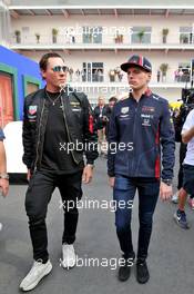 DJ Tiesto (NLD) with Max Verstappen (NLD) Red Bull Racing. 27.10.2019. Formula 1 World Championship, Rd 18, Mexican Grand Prix, Mexico City, Mexico, Race Day.