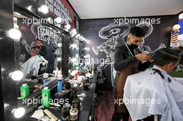Paddock atmosphere - barbershop. 24.10.2019. Formula 1 World Championship, Rd 18, Mexican Grand Prix, Mexico City, Mexico, Preparation Day.