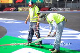 Circuit atmosphere - track preparations. 24.10.2019. Formula 1 World Championship, Rd 18, Mexican Grand Prix, Mexico City, Mexico, Preparation Day.