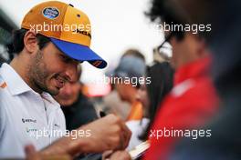 Carlos Sainz Jr (ESP) McLaren signs autographs for the fans.                                24.10.2019. Formula 1 World Championship, Rd 18, Mexican Grand Prix, Mexico City, Mexico, Preparation Day.