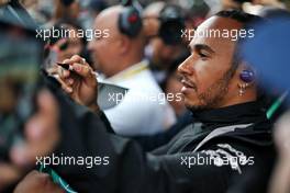 Lewis Hamilton (GBR) Mercedes AMG F1 signs autographs for the fans. 24.10.2019. Formula 1 World Championship, Rd 18, Mexican Grand Prix, Mexico City, Mexico, Preparation Day.