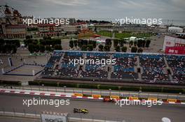 Max Verstappen (NLD) Red Bull Racing RB15 and Daniel Ricciardo (AUS) Renault F1 Team RS19. 27.09.2019. Formula 1 World Championship, Rd 16, Russian Grand Prix, Sochi Autodrom, Sochi, Russia, Practice Day.