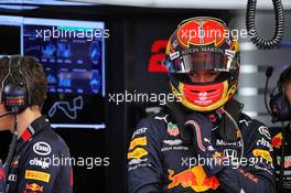 Alexander Albon (THA) Red Bull Racing. 27.09.2019. Formula 1 World Championship, Rd 16, Russian Grand Prix, Sochi Autodrom, Sochi, Russia, Practice Day.