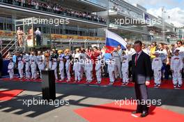 Dmitry Kozak (RUS) Russian Deputy Prime Minister as the grid observes the national anthem. 29.09.2019. Formula 1 World Championship, Rd 16, Russian Grand Prix, Sochi Autodrom, Sochi, Russia, Race Day.
