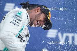 Race winner Lewis Hamilton (GBR) Mercedes AMG F1 celebrates on the podium. 29.09.2019. Formula 1 World Championship, Rd 16, Russian Grand Prix, Sochi Autodrom, Sochi, Russia, Race Day.