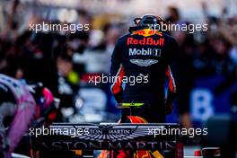 Alexander Albon (THA) Red Bull Racing RB15 in parc ferme. 29.09.2019. Formula 1 World Championship, Rd 16, Russian Grand Prix, Sochi Autodrom, Sochi, Russia, Race Day.