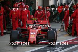 Charles Leclerc (MON) Ferrari SF90 pit stop. 29.09.2019. Formula 1 World Championship, Rd 16, Russian Grand Prix, Sochi Autodrom, Sochi, Russia, Race Day.
