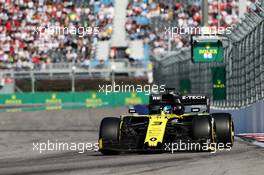 Daniel Ricciardo (AUS) Renault F1 Team RS19. 29.09.2019. Formula 1 World Championship, Rd 16, Russian Grand Prix, Sochi Autodrom, Sochi, Russia, Race Day.