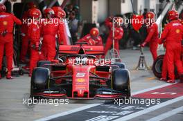 Sebastian Vettel (GER) Ferrari SF90 pit stop. 29.09.2019. Formula 1 World Championship, Rd 16, Russian Grand Prix, Sochi Autodrom, Sochi, Russia, Race Day.