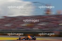 Carlos Sainz Jr (ESP), McLaren F1 Team  29.09.2019. Formula 1 World Championship, Rd 16, Russian Grand Prix, Sochi Autodrom, Sochi, Russia, Race Day.