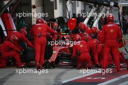 Charles Leclerc (MON) Ferrari SF90 pit stop. 29.09.2019. Formula 1 World Championship, Rd 16, Russian Grand Prix, Sochi Autodrom, Sochi, Russia, Race Day.