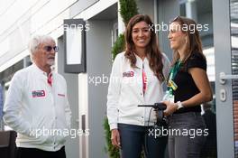Bernie Ecclestone (GBR) and his wife Fabiana Flosi (BRA). 28.09.2019. Formula 1 World Championship, Rd 16, Russian Grand Prix, Sochi Autodrom, Sochi, Russia, Qualifying Day.