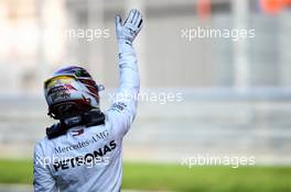 Lewis Hamilton (GBR) Mercedes AMG F1 celebrates his second position in qualifying parc ferme. 28.09.2019. Formula 1 World Championship, Rd 16, Russian Grand Prix, Sochi Autodrom, Sochi, Russia, Qualifying Day.