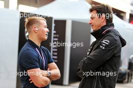 (L to R): Billy Monger (GBR) Racing Driver with Toto Wolff (GER) Mercedes AMG F1 Shareholder and Executive Director. 28.09.2019. Formula 1 World Championship, Rd 16, Russian Grand Prix, Sochi Autodrom, Sochi, Russia, Qualifying Day.