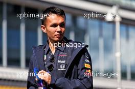 Alexander Albon (THA) Red Bull Racing. 29.09.2019. Formula 1 World Championship, Rd 16, Russian Grand Prix, Sochi Autodrom, Sochi, Russia, Race Day.