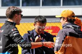 (L to R): George Russell (GBR) Williams Racing; Alexander Albon (THA) Red Bull Racing; and Lando Norris (GBR) McLaren, on the drivers parade. 29.09.2019. Formula 1 World Championship, Rd 16, Russian Grand Prix, Sochi Autodrom, Sochi, Russia, Race Day.
